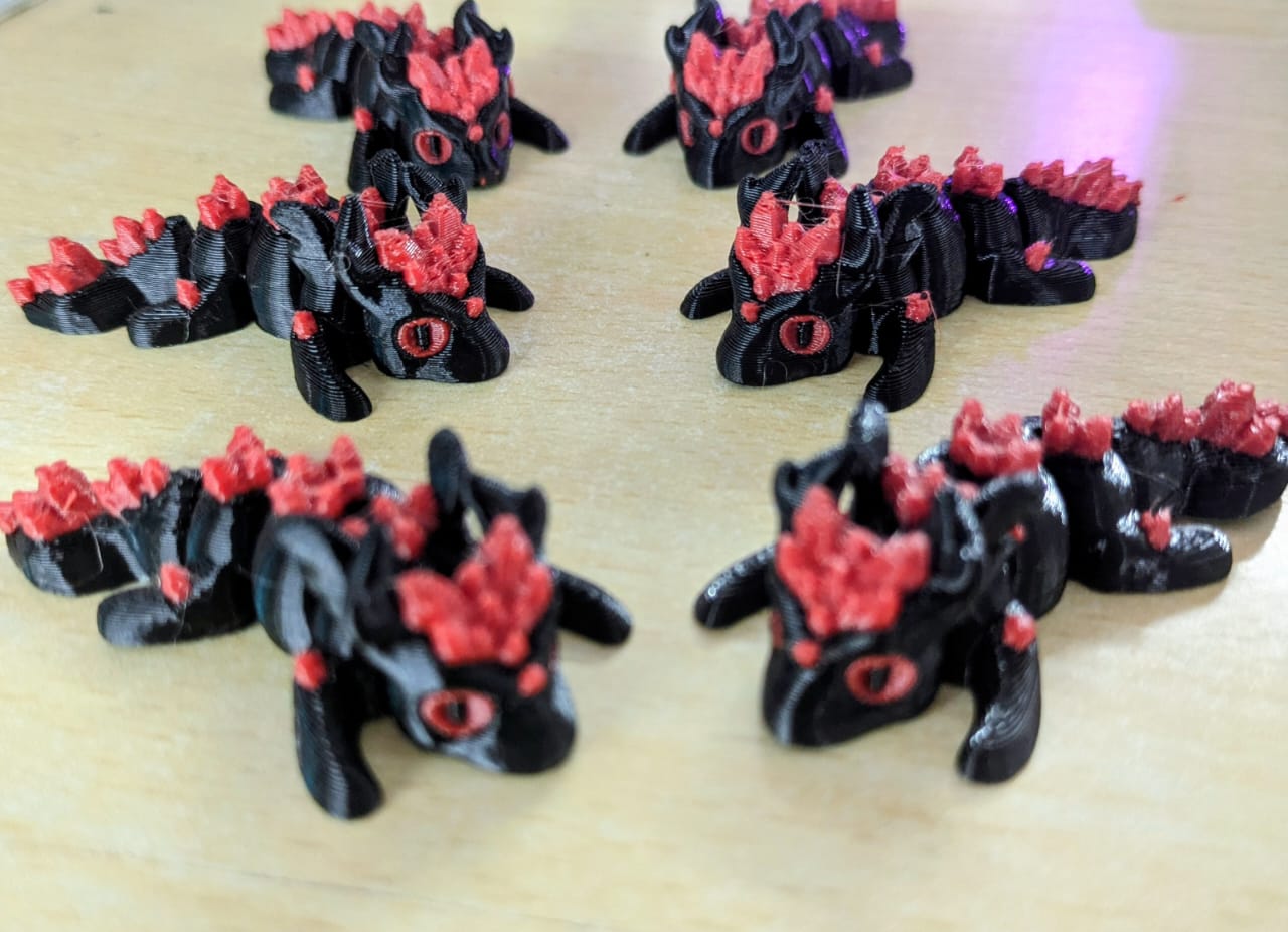 Miniature dragons (1)