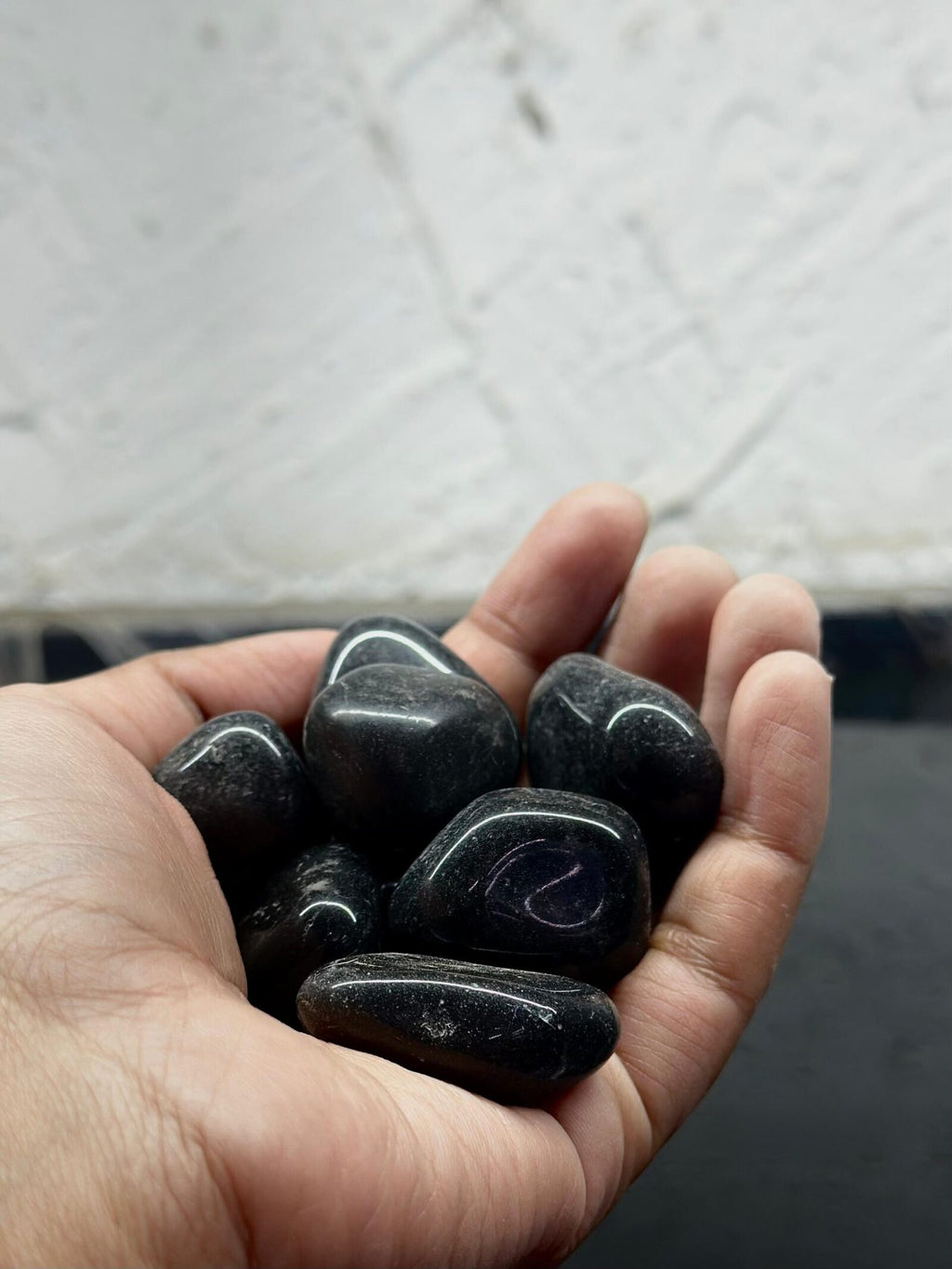 Black polished pebbles