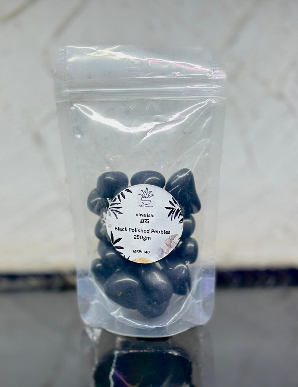 Black polished pebbles_series (2)