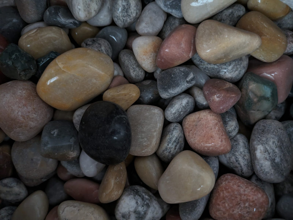 Small / Medium Mixed Polished Pebbles/ Kg