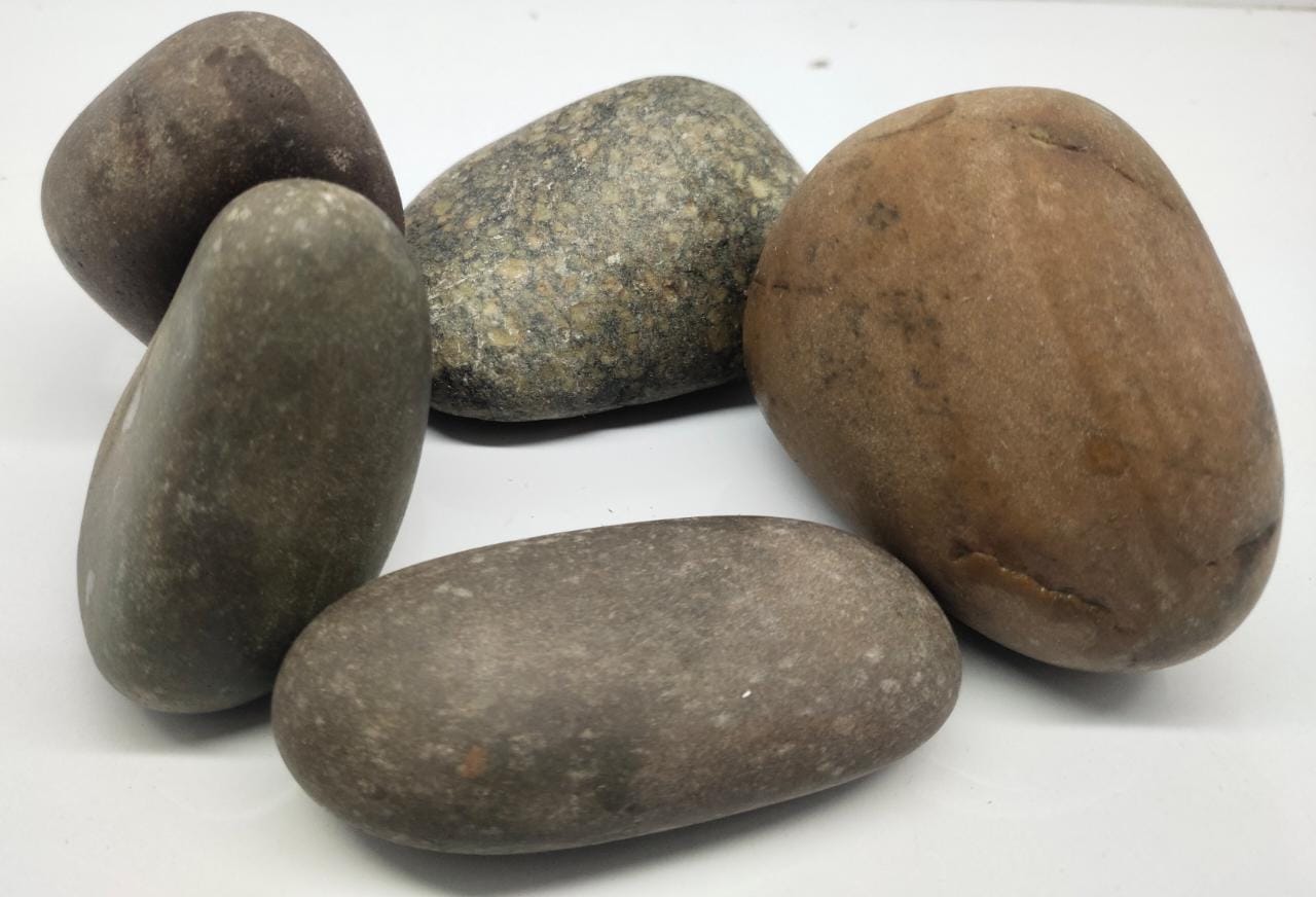 Flat Big Pebbles/ Kg