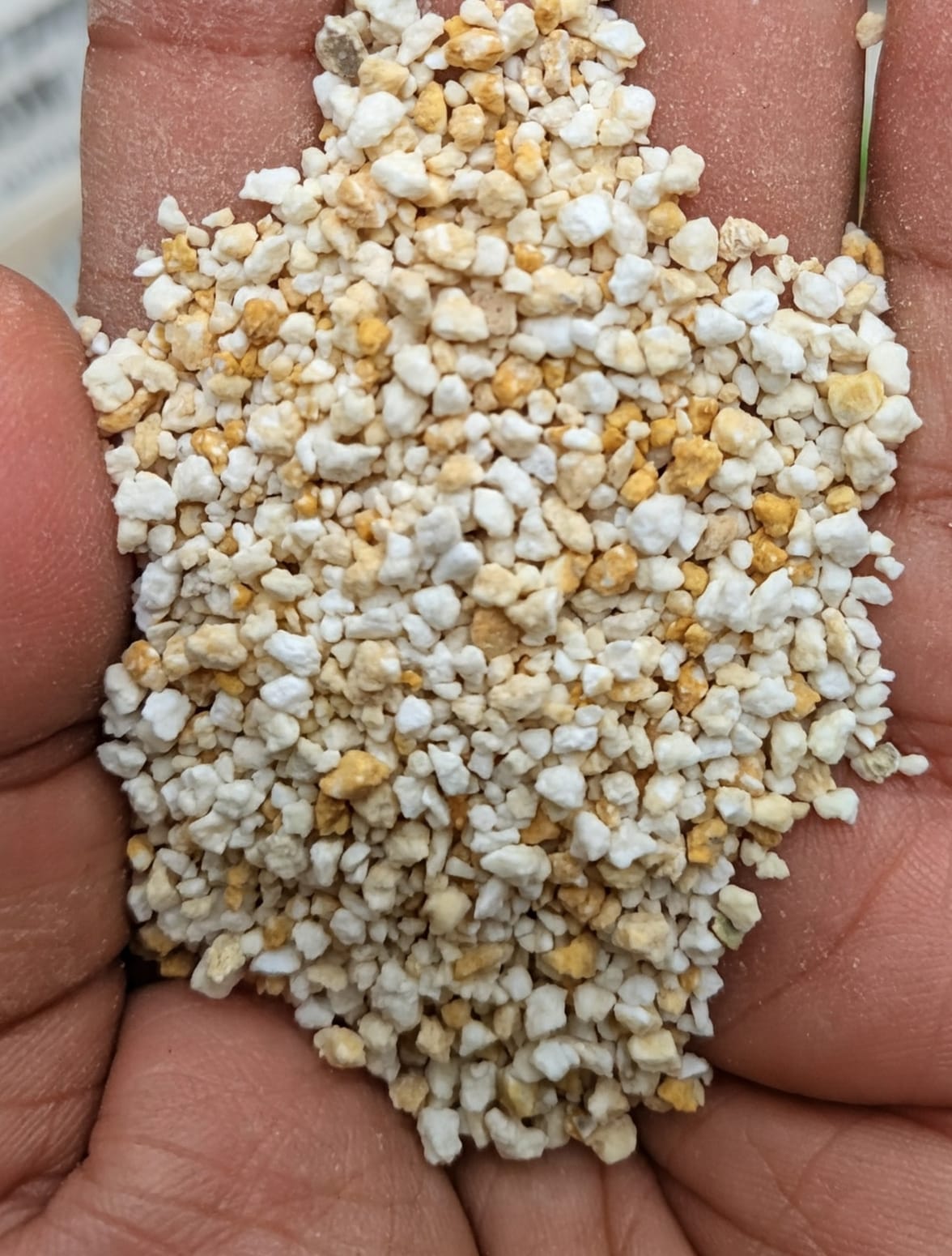Sun Airo – Natural Aquarium Sand 1 kg