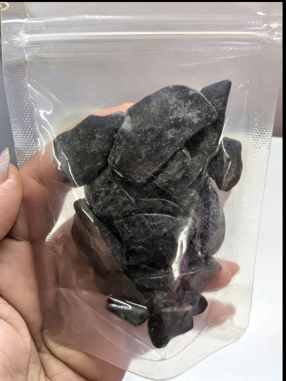 Niwa-ishi (庭石) series : Black Chips – 100 gm